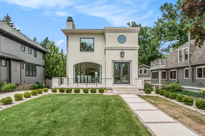 557 Greenwood Avenue SE, East Grand Rapids, MI 49506 - Photo 1