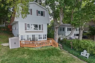 92318 Mariner Dr, Benton Harbor, MI 49022 - Photo 1