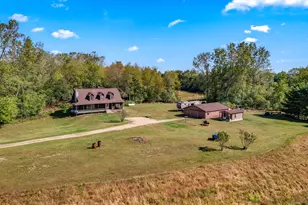 3189 N Lake Pleasant Rd, Hillsdale, MI 49242 - Photo 1