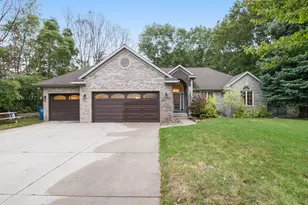 19018 Sioux Dr, Spring Lake, MI 49456 - Photo 1