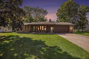 888 S Kingwood Ct, Holland, MI 49424 - Photo 1