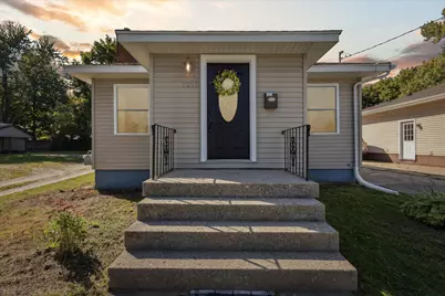 1221 Diamond Avenue NE, Grand Rapids, MI 49505 - Photo 1