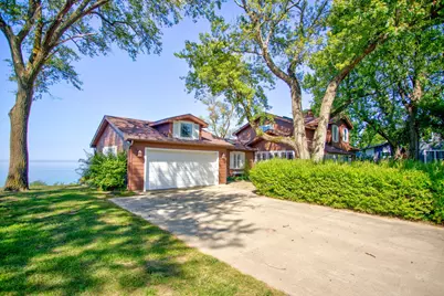 910 Adams Road, South Haven, MI 49090 - Photo 1