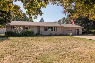 659 Benhoy St, Plainwell, MI 49080 - Photo 1