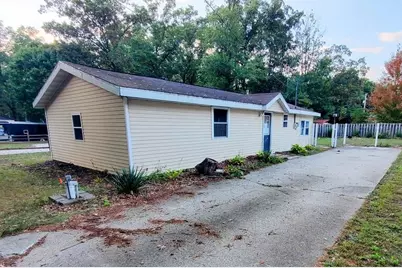 2137 E Oak Street, Newaygo, MI 49337 - Photo 1