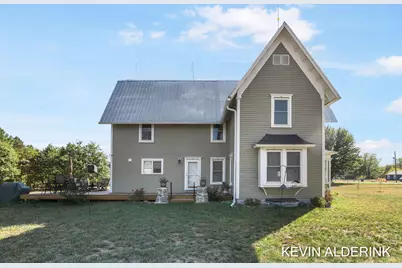 211 66th Street, South Haven, MI 49090 - Photo 1