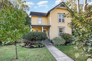 711 W Michigan Ave, Marshall, MI 49068 - Photo 1