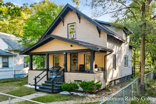 2124 Jefferson St, Muskegon Heights, MI 49444 - Photo 1
