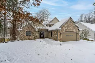 4752 Forest Creek Dr, Kalamazoo, MI 49009 - Photo 1