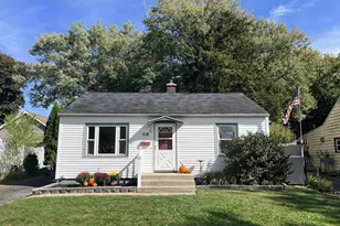 518 Dayton Ave, Kalamazoo, MI 49048 - Photo 1
