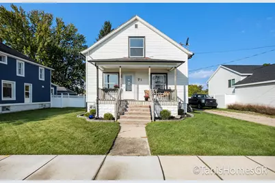 71 N 2nd Street NE, Cedar Springs, MI 49319 - Photo 1