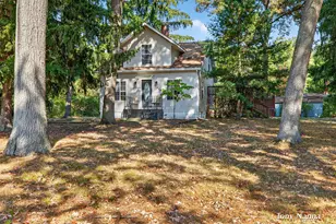 3878 E Laketon Ave, Muskegon, MI 49442 - Photo 1