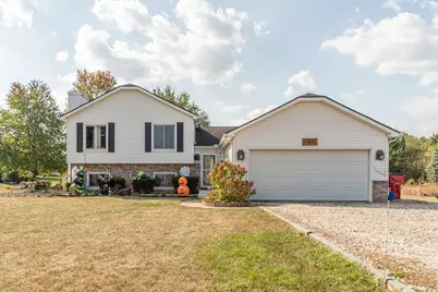 11670 Louis Lane, Whitmore Lake, MI 48189 - Photo 1