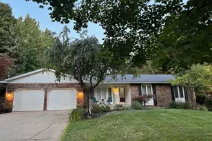 2220 Elmridge Dr NW, Grand Rapids, MI 49504 - Photo 1