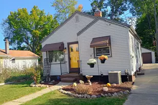 618 N Hayford Ave, Lansing, MI 48912 - Photo 1