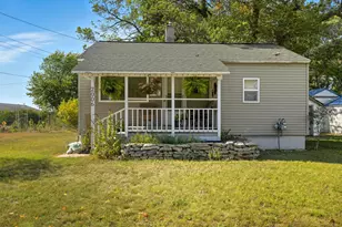 2006 Vine St, Manistee, MI 49660 - Photo 1