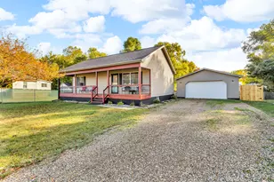 401 24th St, Jackson, MI 49203 - Photo 1