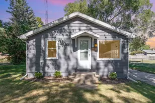 649 Grant Ave, Saint Joseph, MI 49085 - Photo 1