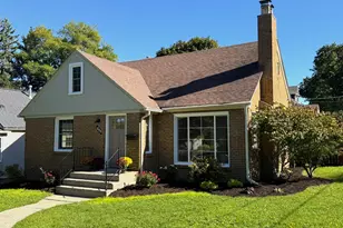 200 Baynton Ave NE, Grand Rapids, MI 49503 - Photo 1