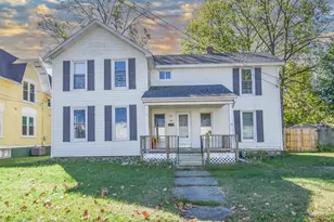 67 W Washington St, Coldwater, MI 49036 - Photo 1