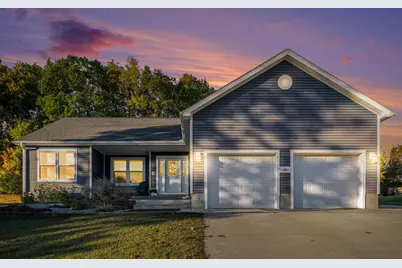 704 Ottawa Court, Buchanan, MI 49107 - Photo 1