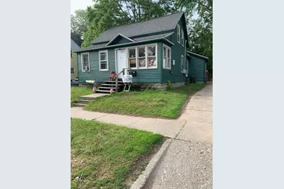 923 W Southern Avenue, Muskegon, MI 49441 - Photo 1