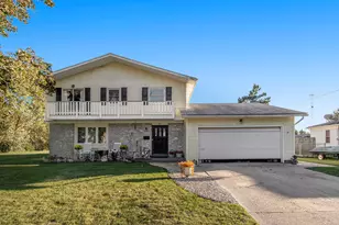 4021 Londonderry Ave, Kalamazoo, MI 49006 - Photo 1