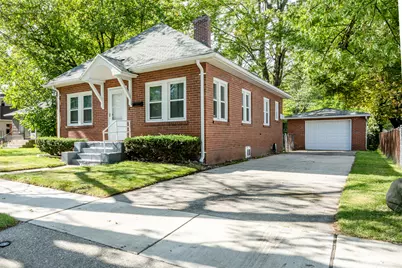 1142 Bishop Avenue, Benton Harbor, MI 49022 - Photo 1