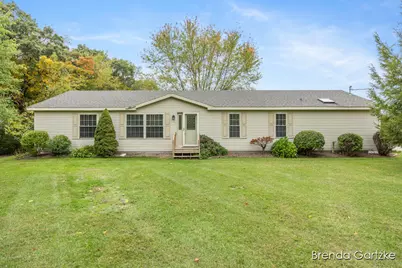 11025 Heintzelman Avenue NE, Rockford, MI 49341 - Photo 1