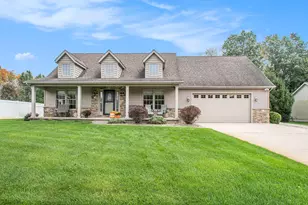 70445 Sunrise Dr, Edwardsburg, MI 49112 - Photo 1