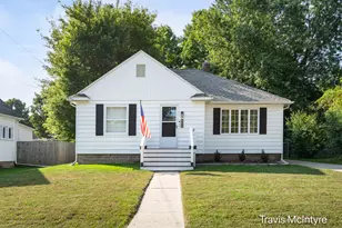 720 W Bond St, Hastings, MI 49058 - Photo 1