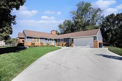 17 E 39th Street, Holland, MI 49423 - Photo 1