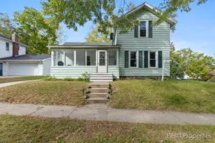 504 S Washington St, Hastings, MI 49058 - Photo 1