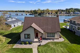 15770 Connelly Ave, Spring Lake, MI 49456 - Photo 1