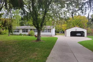 25652 18th Ave, Gobles, MI 49055 - Photo 1