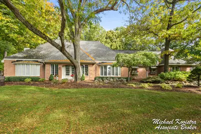 2520 Shadowbrook Drive SE, Grand Rapids, MI 49546 - Photo 1