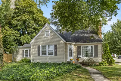 1662 Rossman Avenue SE, Grand Rapids, MI 49507 - Photo 1