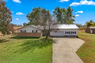 7151 N Adams Rd, North Adams, MI 49262 - Photo 1