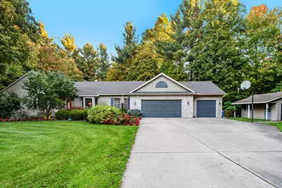 4510 James Drive SW, Grandville, MI 49418 - Photo 1