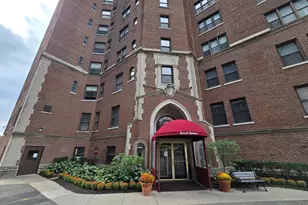 8162 E East Jefferson Ave 16B Ave, Detroit, MI 48214 - Photo 1