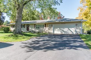 63862 32nd St, Lawton, MI 49065 - Photo 1