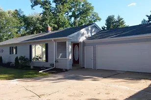 541 Pleasant Home Ct, Kalamazoo, MI 49008 - Photo 1