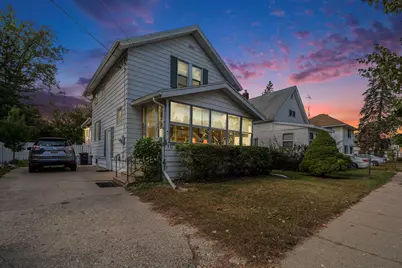 530 N Pleasant Street, Jackson, MI 49202 - Photo 1