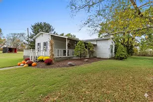 876 N Briggs Rd, Quincy, MI 49082 - Photo 1
