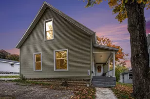 308 Yeomans St, Ionia, MI 48846 - Photo 1