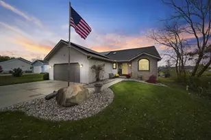 8826 Irish Mist, Onsted, MI 49265 - Photo 1