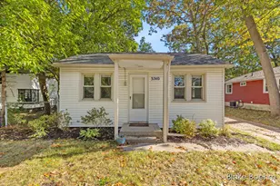 3740 Michael Ave SW, Wyoming, MI 49509 - Photo 1