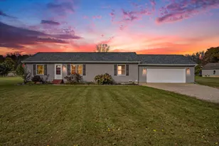 94 Easton Dr, Ionia, MI 48846 - Photo 1