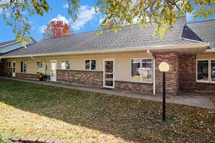 5526 Ivy Dr, Stevensville, MI 49127 - Photo 1