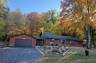 5837 W Longbridge Rd, Pentwater, MI 49449 - Photo 1